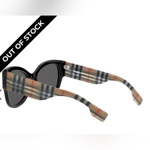 Burberry Butterfly Cateye Sunglasses.+case\Burberry lens cloth. EC